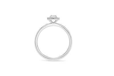 The Uma - Oval Cut Diamond Cluster Ring