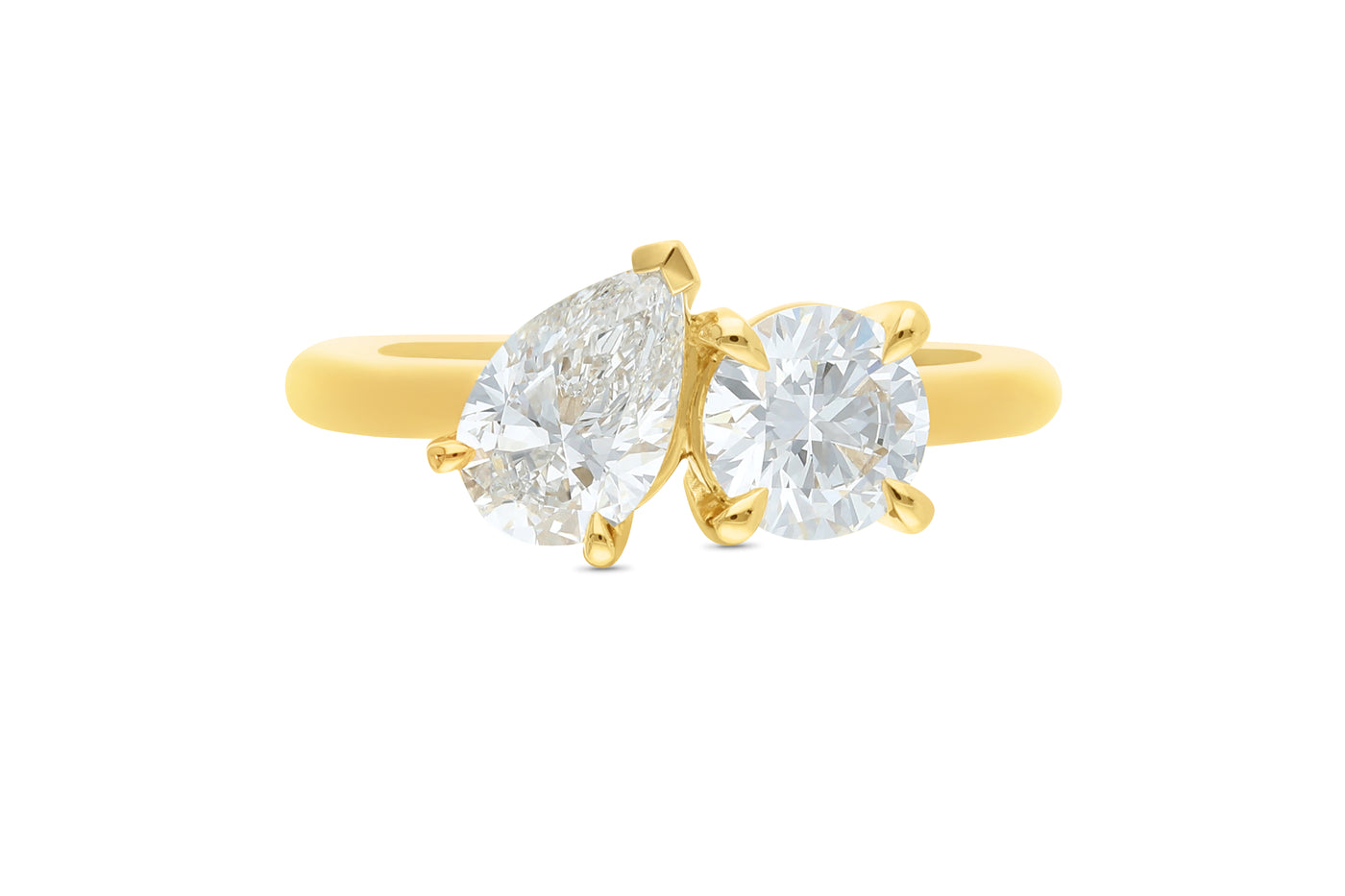The Sienna - Pear & Round Cut Toit Et Moi Diamond Ring