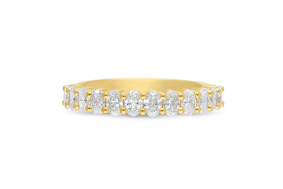 The Phoebe - Oval Cut Diamond Band Ring