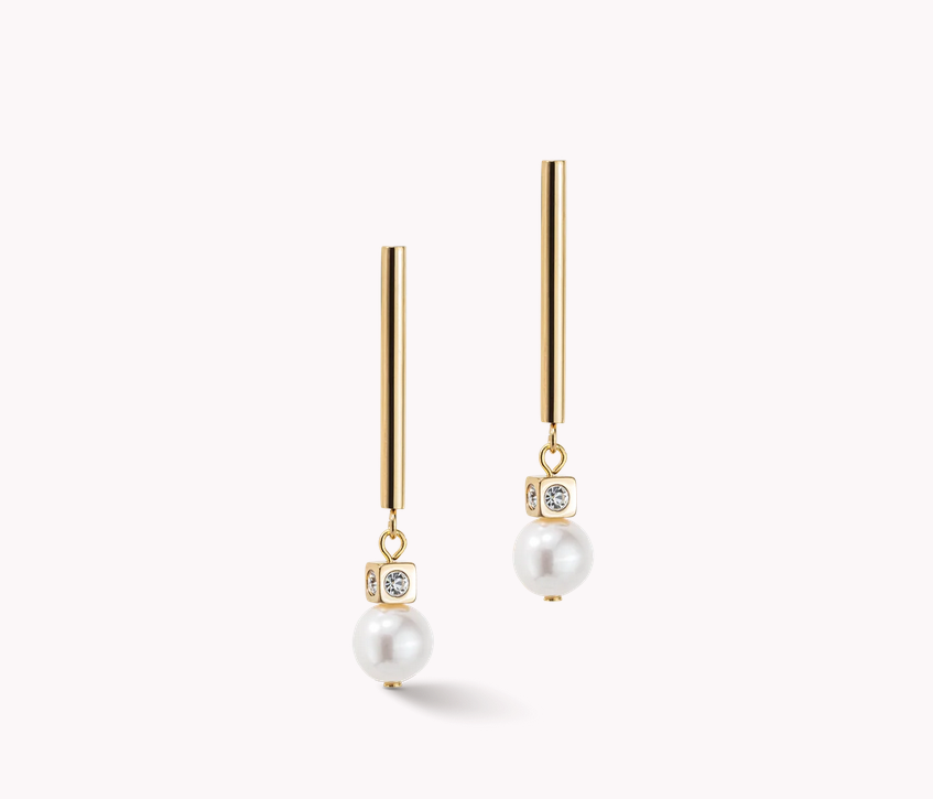 Freshwater pearl earrings