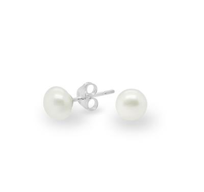White Button Fresh Water Pearl Stud