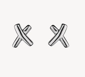 Kiss Stud Earring - SS