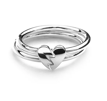 Micro Broke Heart Ring - Q