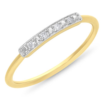 9ct Yellow Gold Diamond Ring – TDW 0.04ct