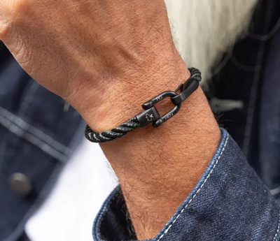 Lobster Larry - Black | Black  - M