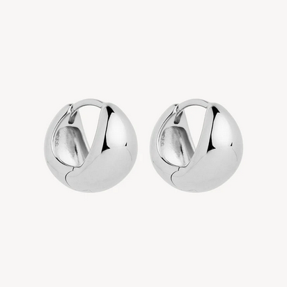 La Muse Huggie Earrings - SS