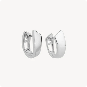 Versailles Huggie Earrings - SS