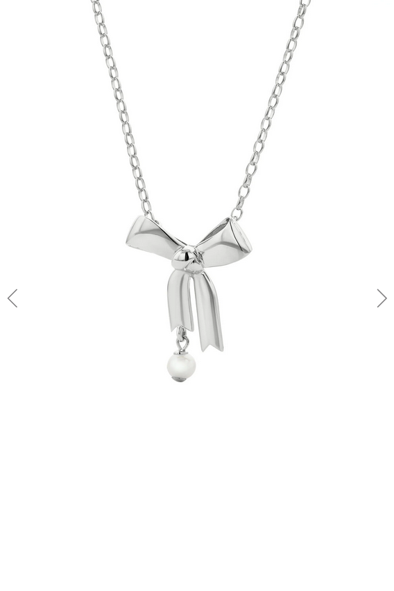 Bow Necklace with 5.5mm Fresh Water Pearl - Silver