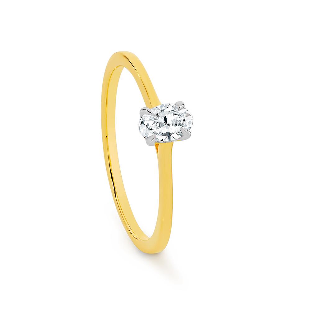 9ct Yellow Gold Oval Diamond Ring